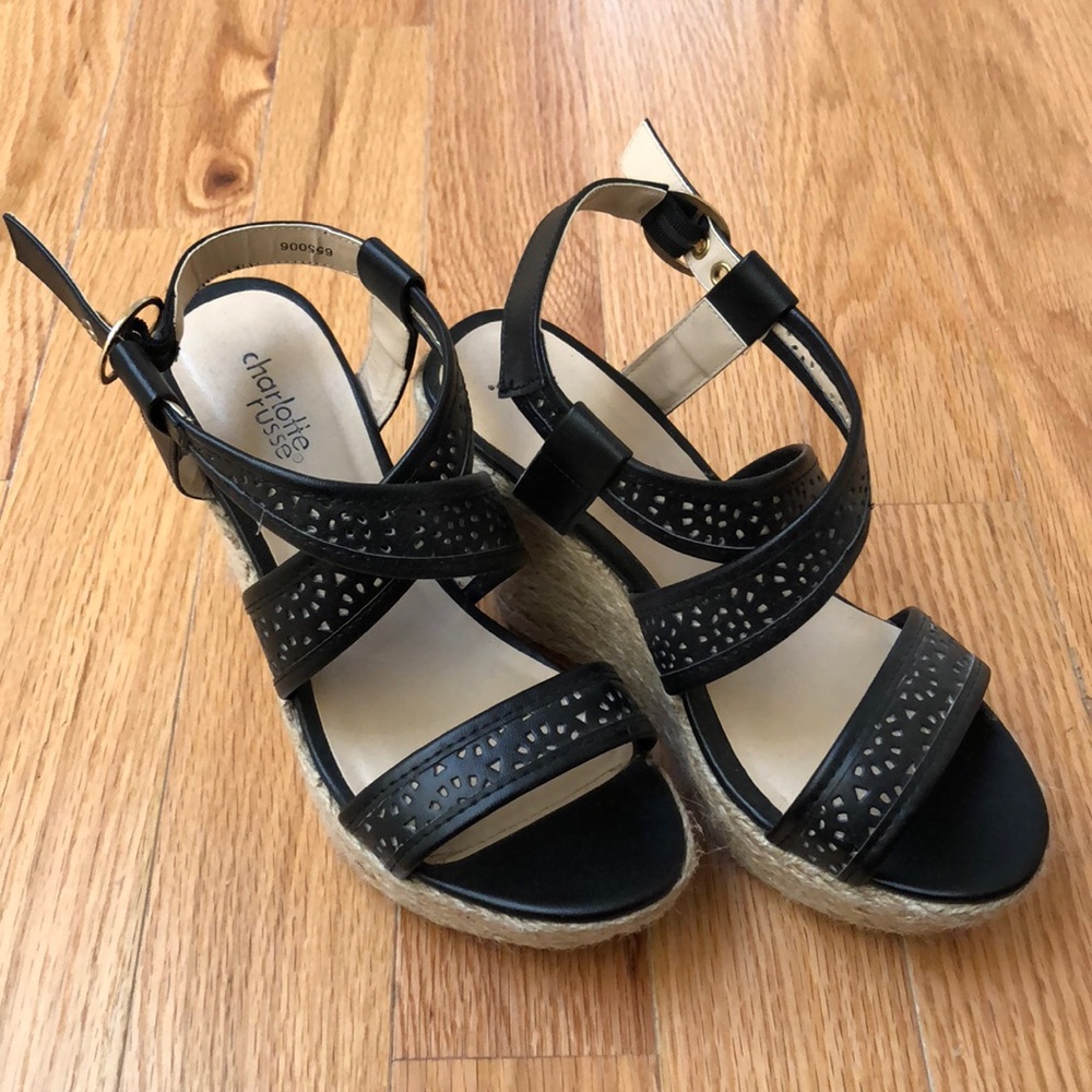 NWOT Charlotte Russe Wedges